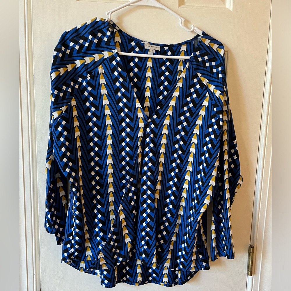 ANTHROPOLOGY TOP